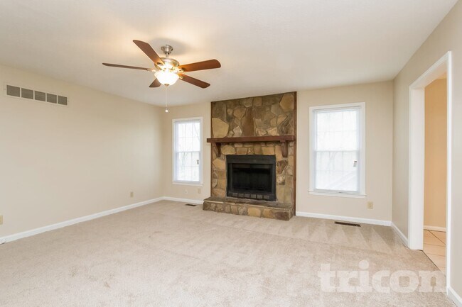 Foto del edificio - 234 Deerchase Dr