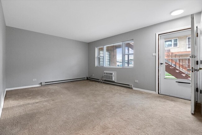 Building Photo - 6200 W 64th Pl
