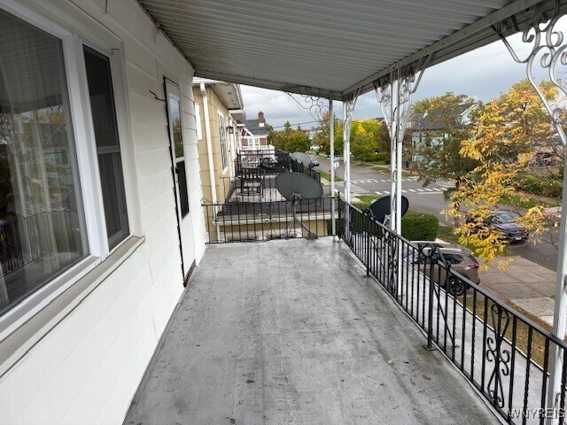 Foto del edificio - 247 Commonwealth Ave