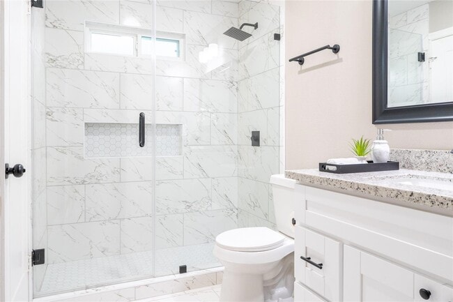 Building Photo - 10 N Wavy Oak Cir