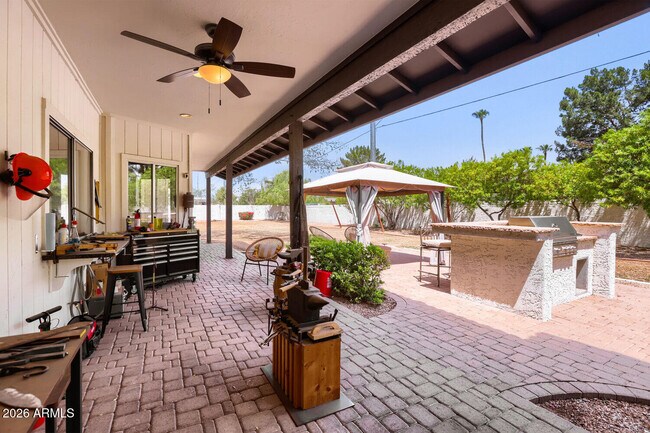 Foto del edificio - 5344 E Shaw Butte Dr