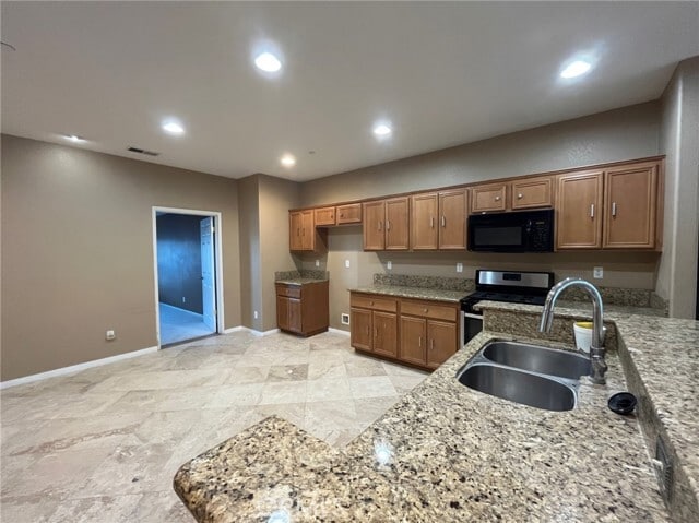 Building Photo - 844 Ventana
