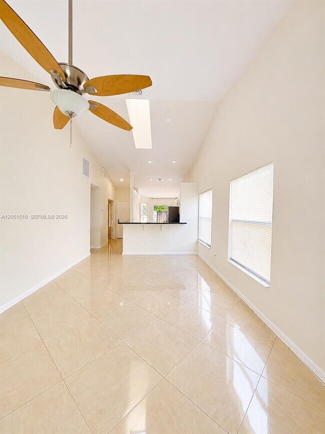 Foto del edificio - 12686 Westhampton Cir