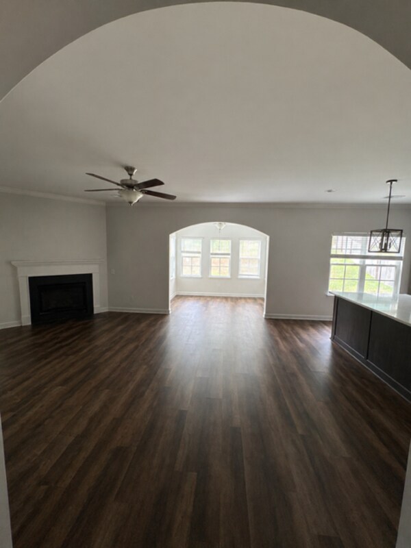 Foto del edificio - 563 Malachite Ln