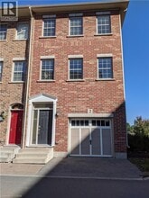 Building Photo - 2 Whitehaven Ln