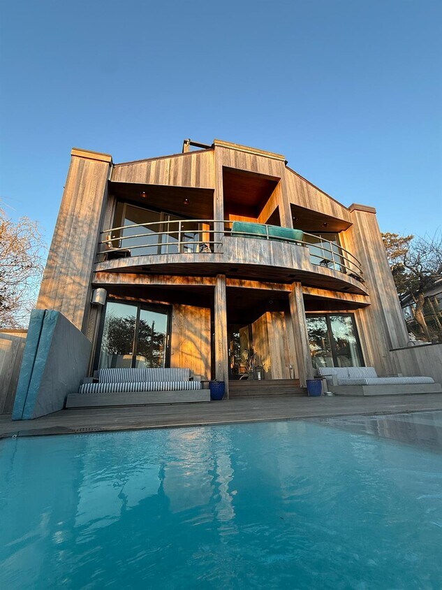 Foto principal - 358 Crown Walk