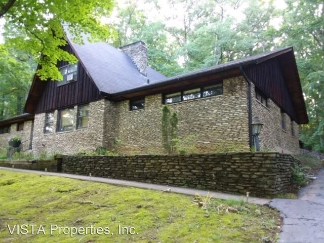 Building Photo - 3 br, 2.5 bath House - 9003 Royal Oak Dr.