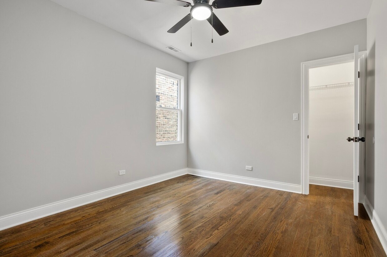 Foto del edificio - 6748 S Champlain Ave