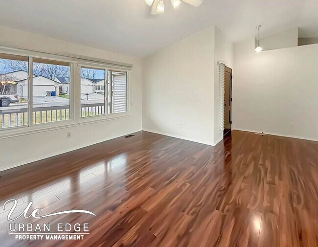 Building Photo - 3 Bed 2 Bath Home off Garrity - All landscaping included