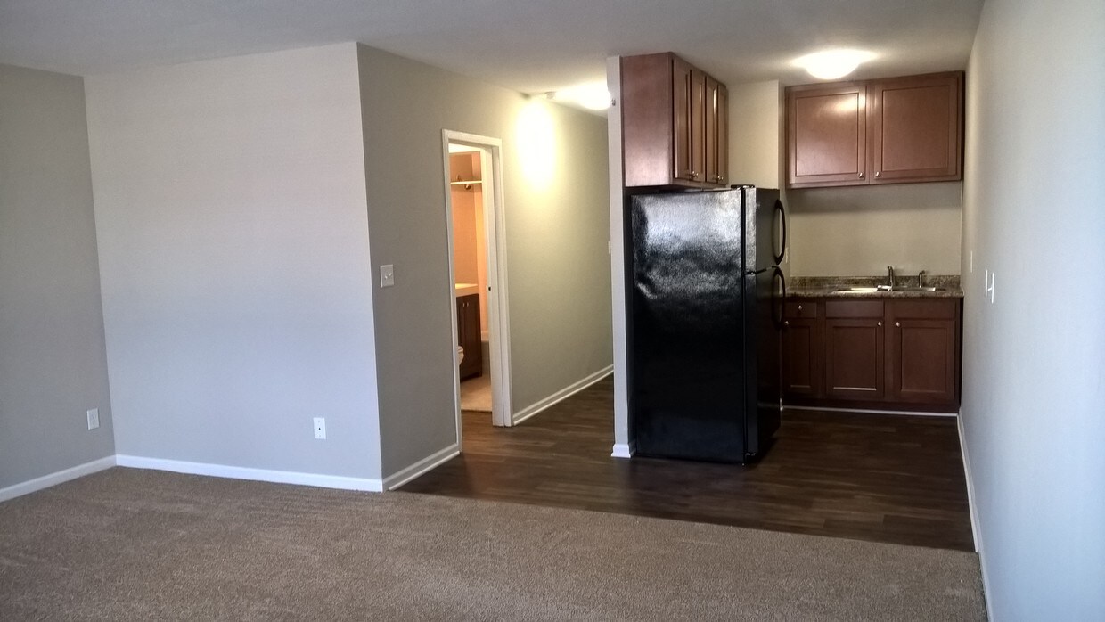 Primary Photo - 2530 Blaisdell Ave
