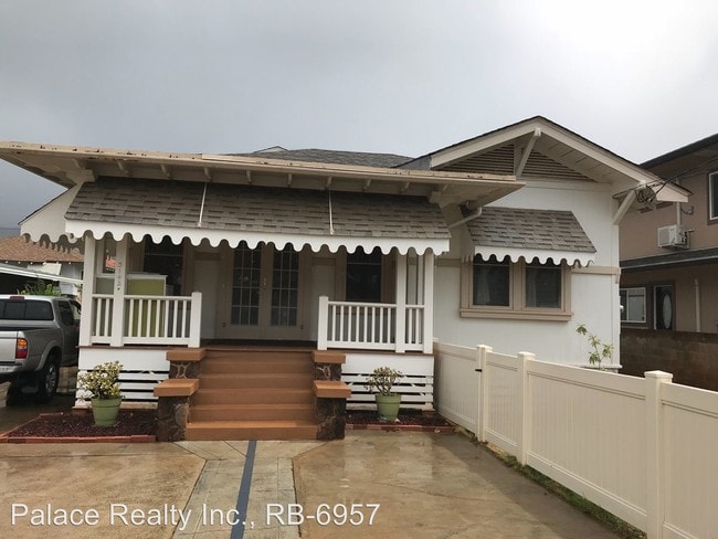 Building Photo - 2 br, 1 bath House - 3142-A Olu Street