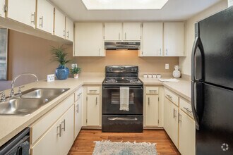 Interior Photo - Bay Club Apartment Homes