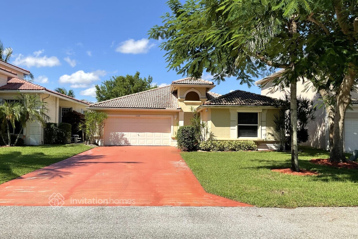 Foto principal - 3544 Coco Lake Dr