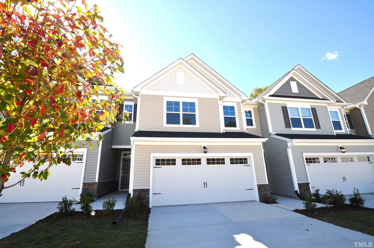 127 Tumbling Rock Wy, Garner, NC 27529 Townhome Rentals in Garner NC