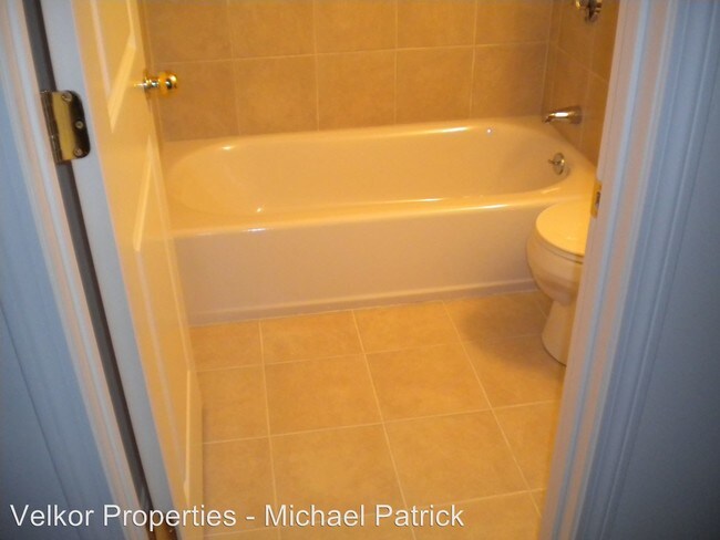 Foto del edificio - 645 Saratoga St