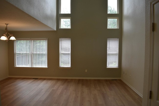 Building Photo - 3535 Meadow Grove Trail
