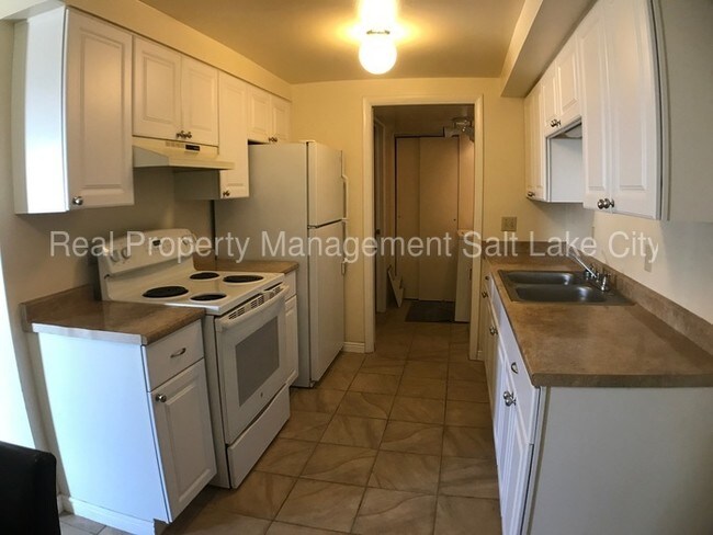 Building Photo - 1271 S 1300 E