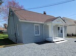 Foto principal - 407 Meadowview Dr