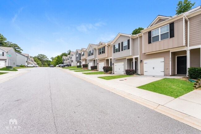 Foto del edificio - 412 Highwood Ln
