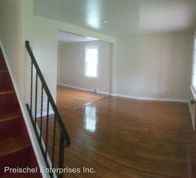 Foto del edificio - 392 Springville Ave