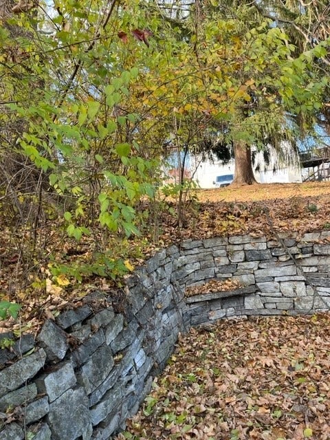 Building Photo - 23 Dewey St