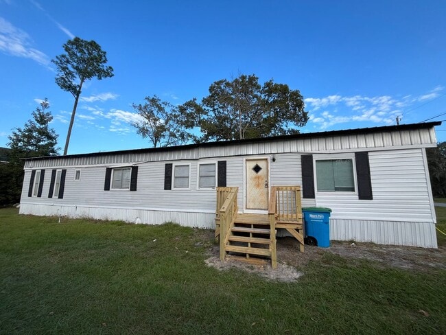 Building Photo - Mobile home for rent