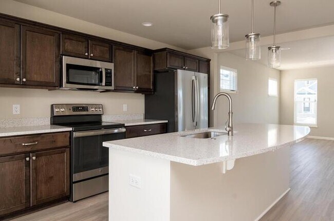 Foto del edificio - 1240 Crane Meadow Way