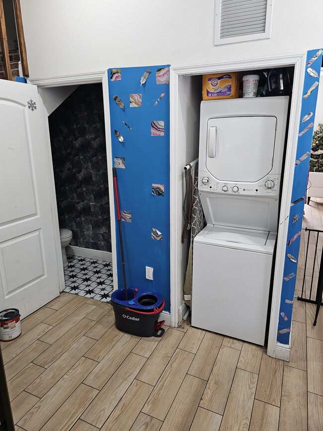 Building Photo - 2178 NW 47th St