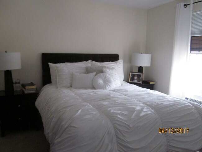 Foto del edificio - 21 Rustic St