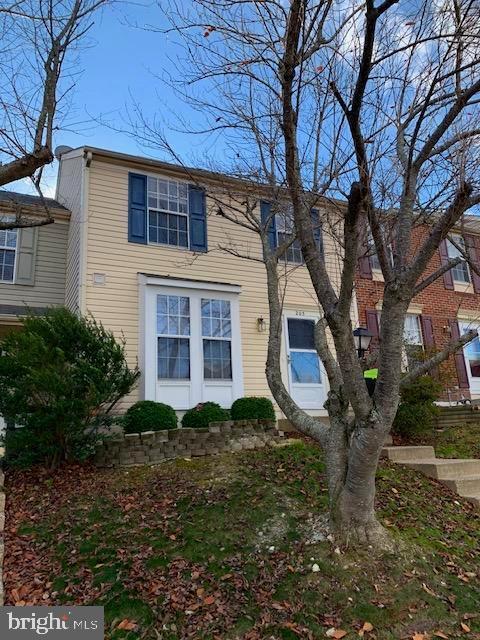 Primary Photo - 205 Independence Dr