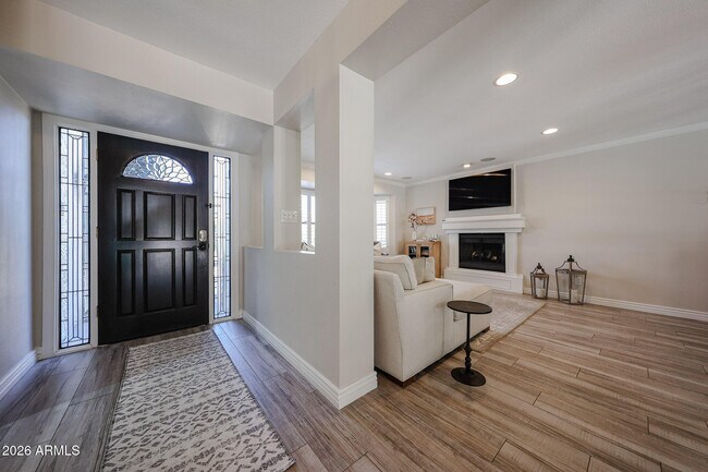 Building Photo - 8085 E Del Trigo