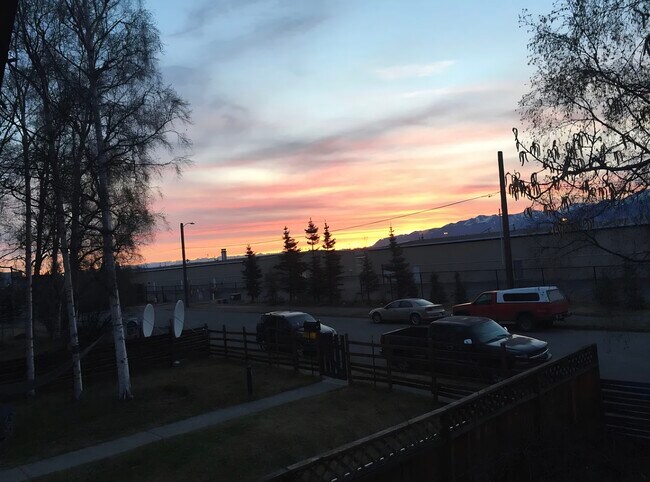 Foto del edificio - 1426 Orca St