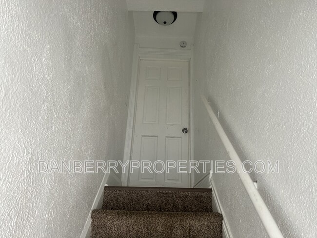 Foto del edificio - 1848 Cone St
