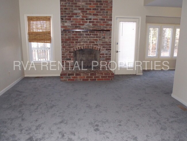 Building Photo - 2819 Quisenberry St