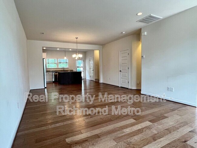 Building Photo - 17617 Memorial Tournament Dr