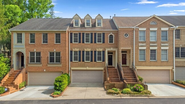 3 Bed 2 Full Bath/2 Half Bath - Rockville Townhouse - Move In Ready - 3 Bed 2 Full Bath/2 Half Bath - Rockville Townhouse - Move In Ready