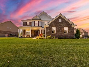 Building Photo - 23431 Crooked Tree Ct S