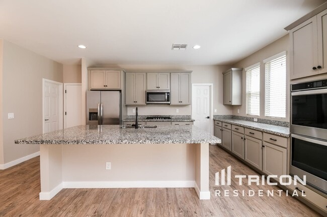 Foto del edificio - 9314 E Strobe Ave