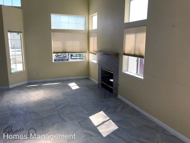 Building Photo - 624 Iona Ct