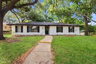 Building Photo - 1505 Westridge Dr