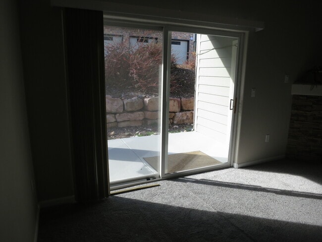 Building Photo - 2701 Midland Ave. Unit 614