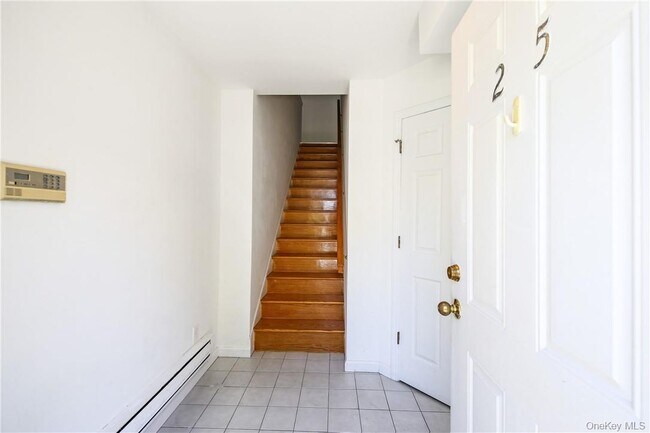 Foto del edificio - 599 Midland Ave