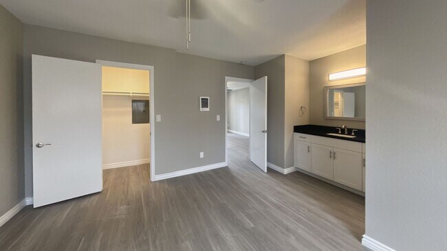 Interior Photo - The Addison