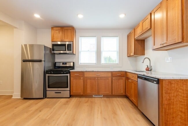 Foto del edificio - 55 Kiely Rd