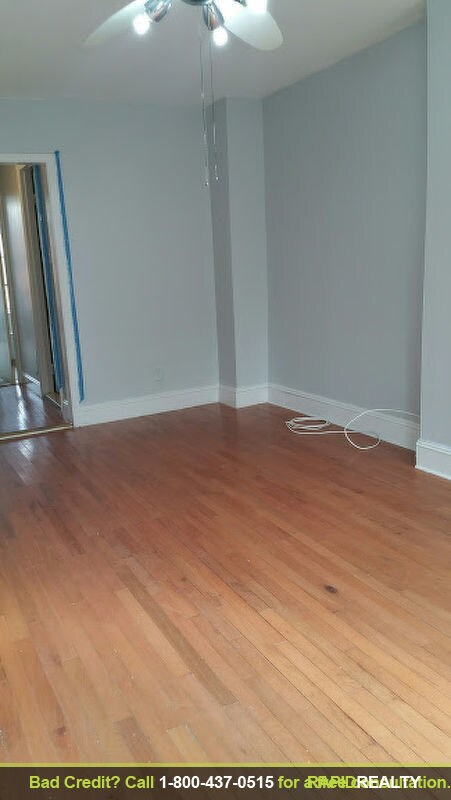 Primary Photo - 1009 Putnam Ave