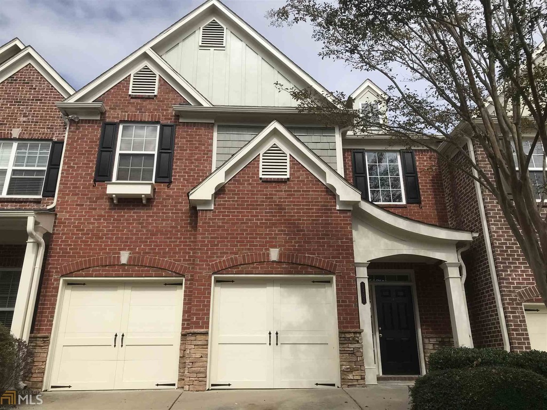 1402 Lexington Dr, Roswell, GA 30075 House for Rent in Roswell, GA