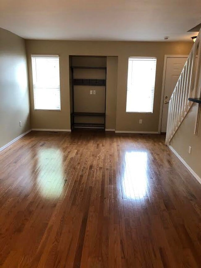 Building Photo - 2662 Bannister Ct