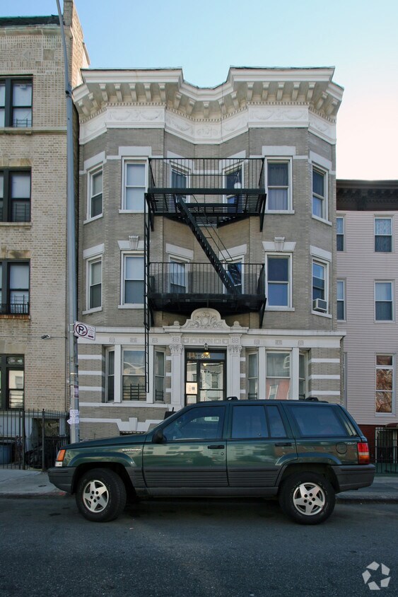 Primary Photo - 524 Lafayette Ave