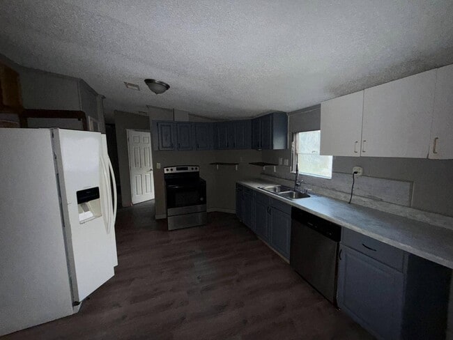 Foto del edificio - 503 Maple Ave