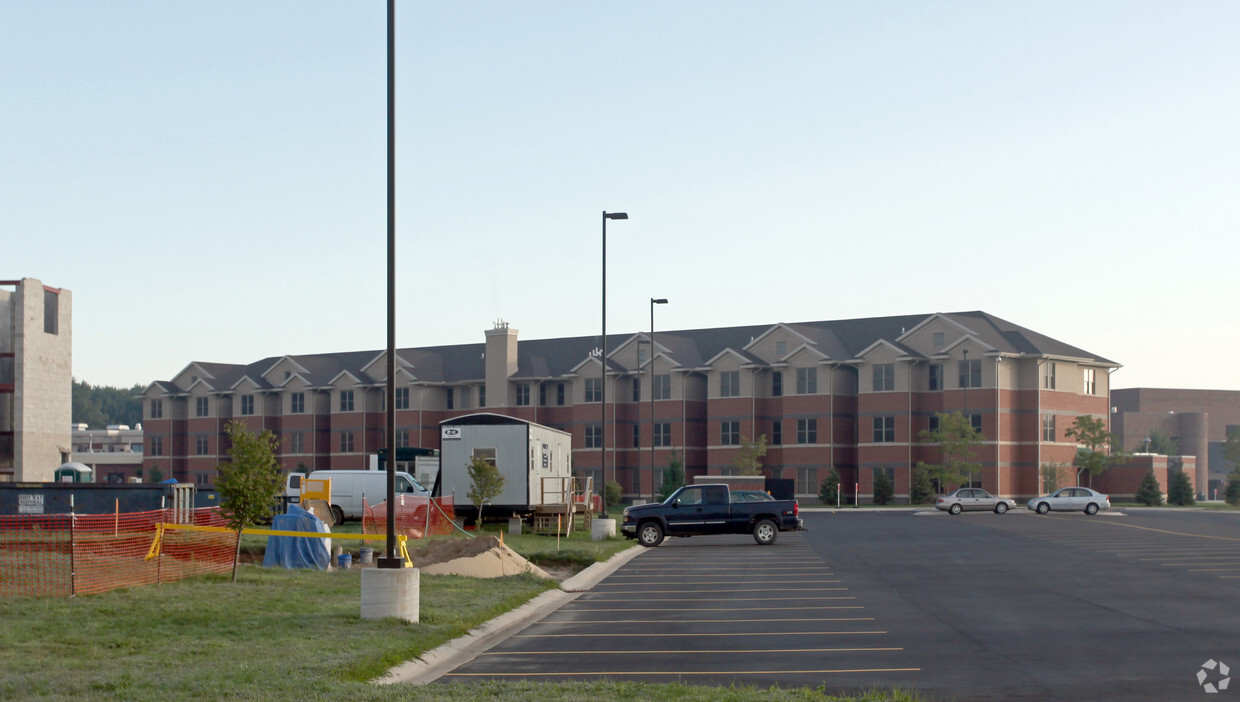 Foto del edificio - Keith H. McKenzie Hall